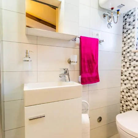 Lovely Holiday Home In Fazana With Swimming Pool Holiday home Stinjan