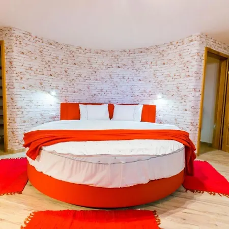 Lovely Holiday Home In Fazana With Swimming Pool